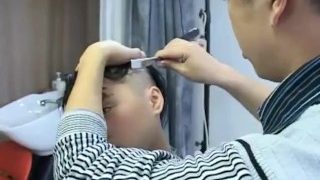 中国卖淫女妓女剪头发china
