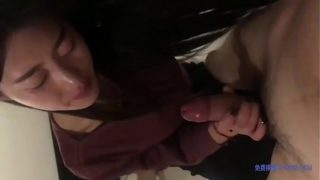 奉献与浪骚女友做爱视频