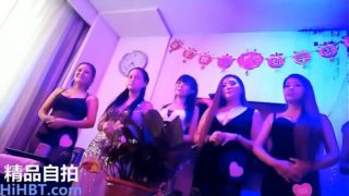 桑拿選秀容顏極佳的茜茜表妹雙峰誘人  開襠連體情趣啪啪(完整版)