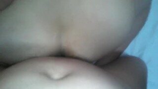 中国帅青年酒店自拍做爱