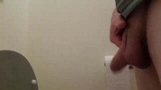 Hung guy pissing close up with bouncing balls – Satisfying Pegging Sue’s pee fetish